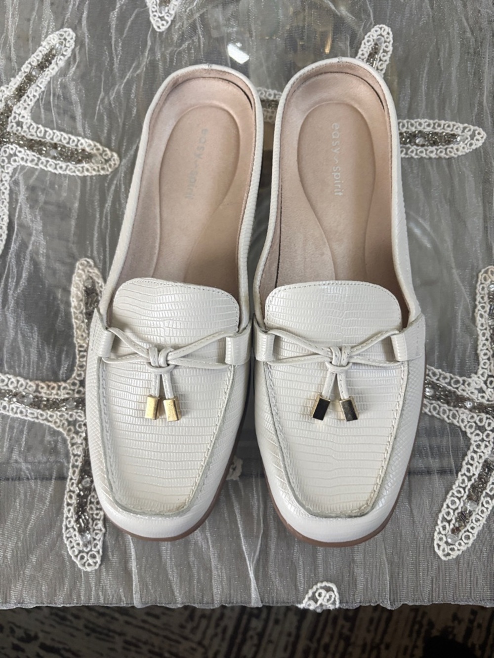 Easy Spirit Cream Textured Tassel Loafers